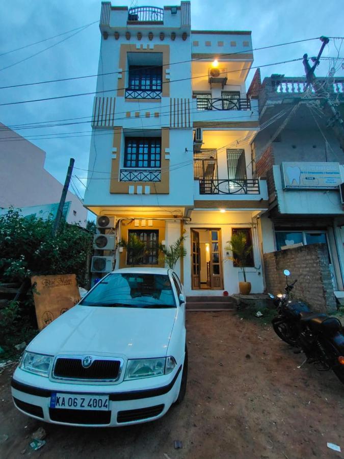 Отель La Dreamy Residency Пондичерри Экстерьер фото